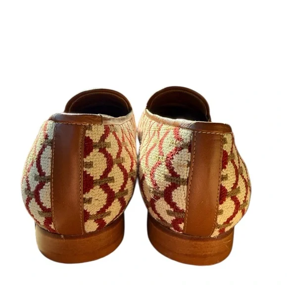 Vintage Needlepoint ZALO Women's Red, Cream, and Green Loafers - Picture 3 of 5